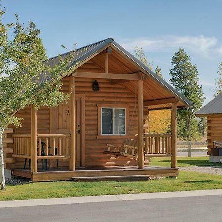 Villa Yellowstone Grizzly Rv Park And Cabins à West Yellowstone Extérieur photo