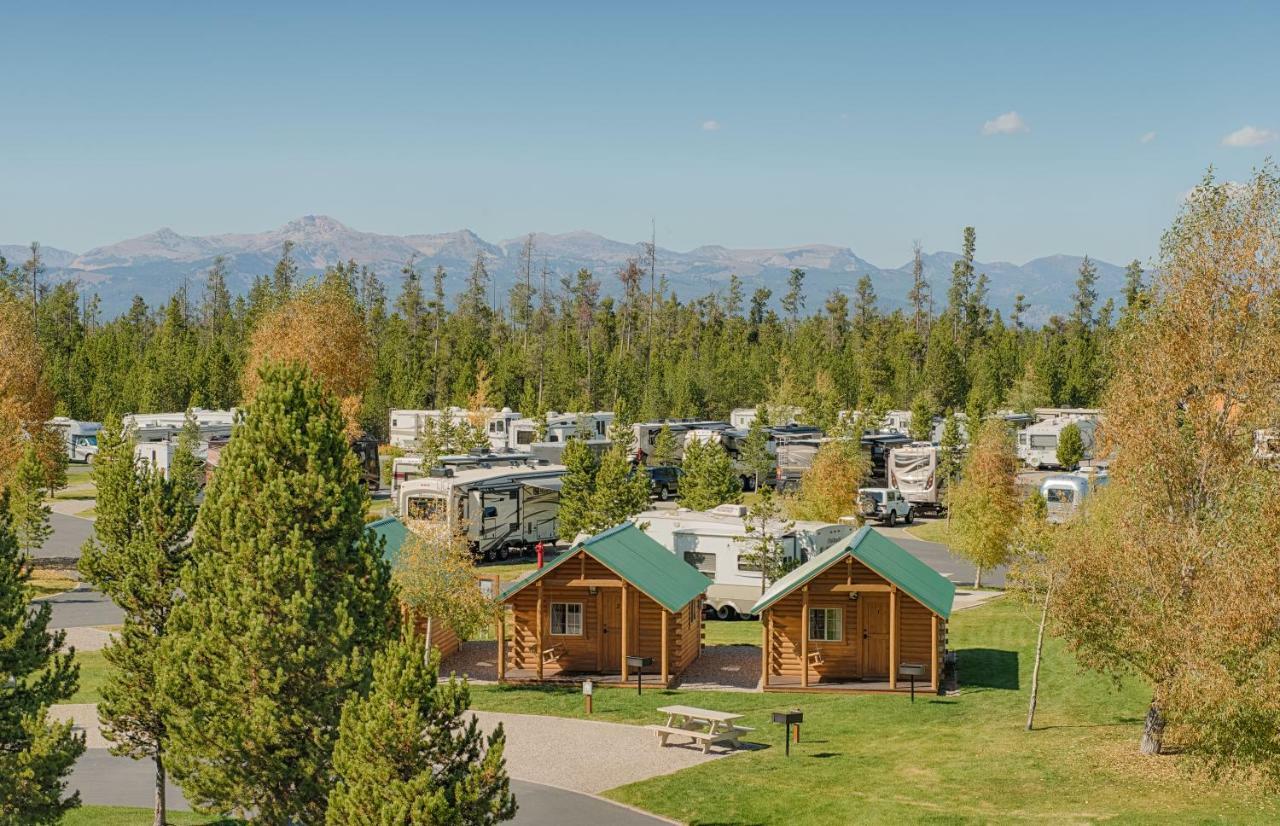 Villa Yellowstone Grizzly Rv Park And Cabins à West Yellowstone Extérieur photo